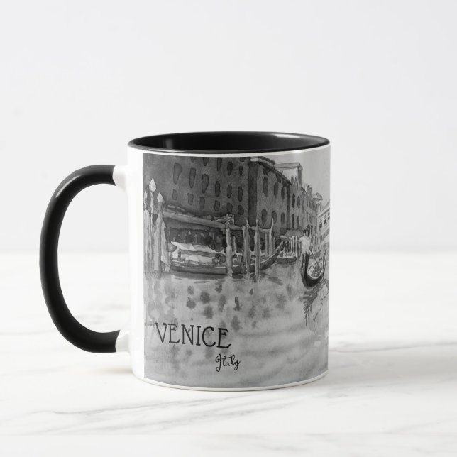 Taza Viajes de Italia - recuerdo en blanco y negro de V (Izquierda)