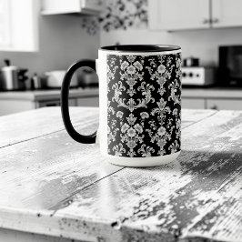 Taza Victorian Black and White Damask Pattern