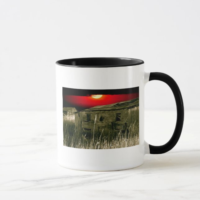 Taza vieja de la casa de la costa (Derecha)