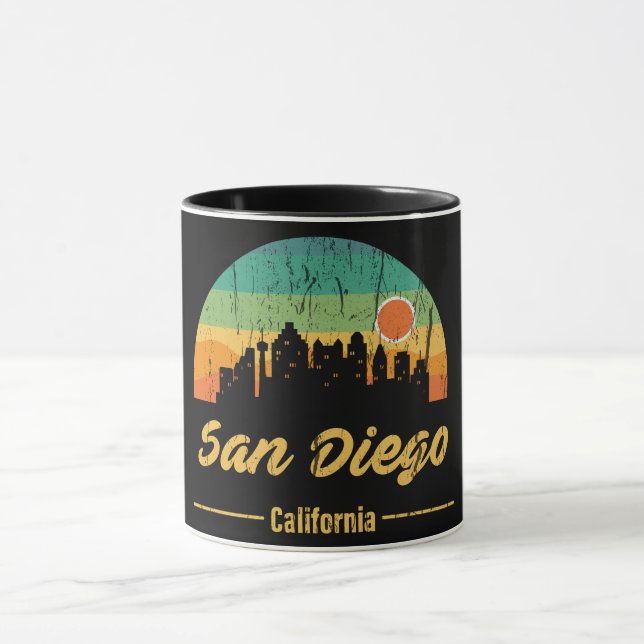 Taza Viejo atardecer Retro de San Diego City Skyline 80 (Centro)