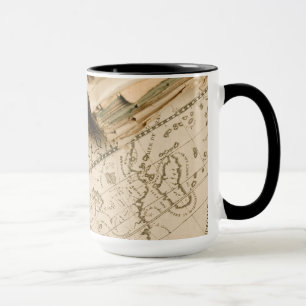 Taza Viejo compás sobre mapa antiguo
