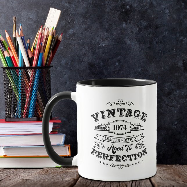 Taza Vintage Aged to Perfection Coffee Mug (Subido por el creador)