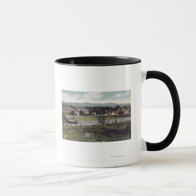 Taza Vista aérea de la ciudad de Alturas, CA (Derecha)