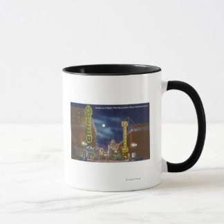 Taza Vista de Broadway de noche