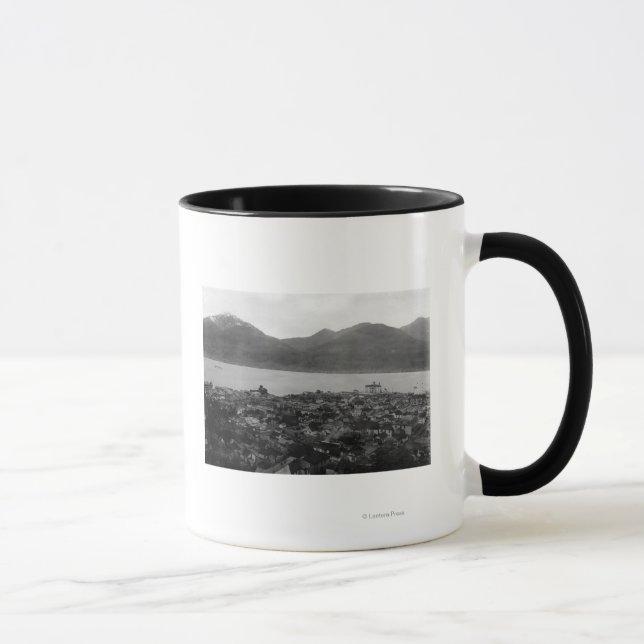 Taza Vista de Juneau, Alaska y S.S. Burnside en (Derecha)
