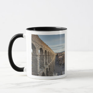 Taza Vista de la ciudad sobre Plaza Azoguejo y El Acued