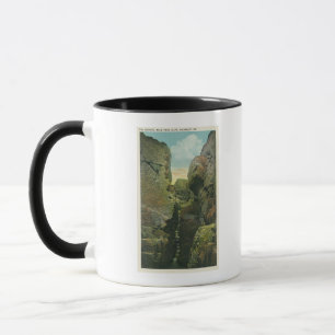 Taza Vista de la grieta del acantilado de la cabeza