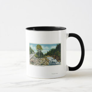 Taza Vista de las caídas más bajas del río de