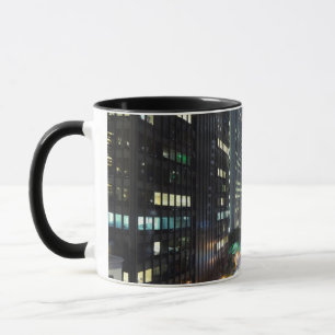 Taza Vista de los edificios de oficina del distrito
