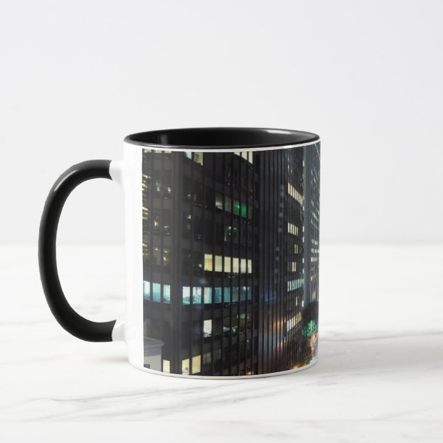 Taza Vista de los edificios de oficina del distrito (Izquierda)