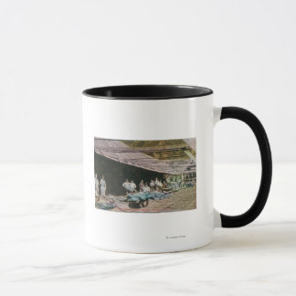 Taza Vista de los trabajadores en la cantera Eureka Sla