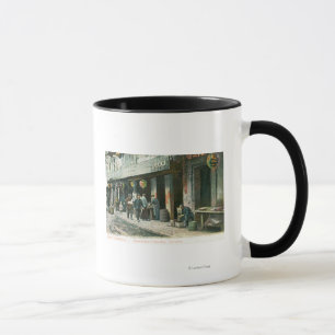 Taza Vista de una calle en callejón de los pescados