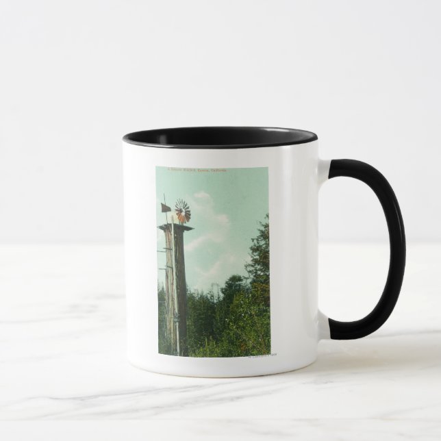 Taza Vista de una Sequoia Wind MillEureka, CA (Derecha)