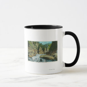Taza Vista del abismo de Ausable cerca de la cabeza del