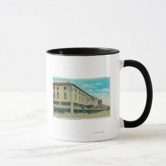 Taza Vista del bloque de negocios en la calle Idaho