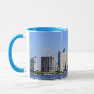 Taza Vista del horizonte de Miami