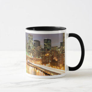 Taza Vista del Lower Manhattan y del puente de Brooklyn
