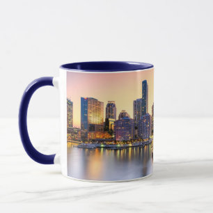 Taza Vista del mandarín Miami oriental con la reflexi