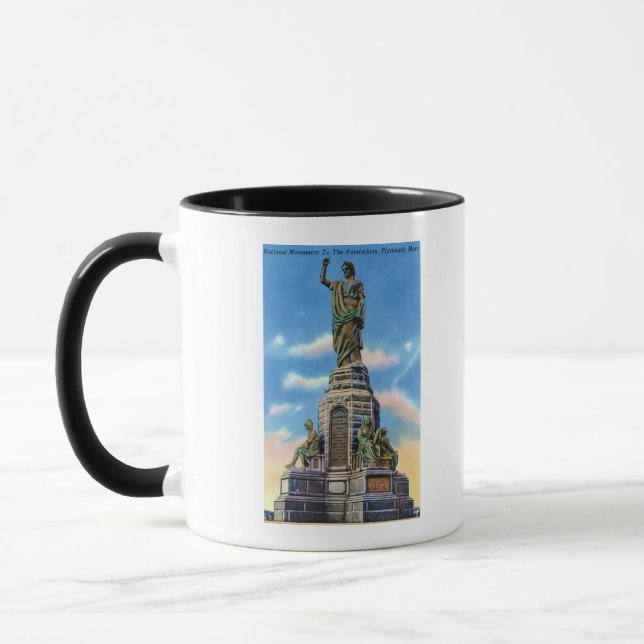 Taza Vista del monumento a Nat'l a los antepasados esta (Izquierda)
