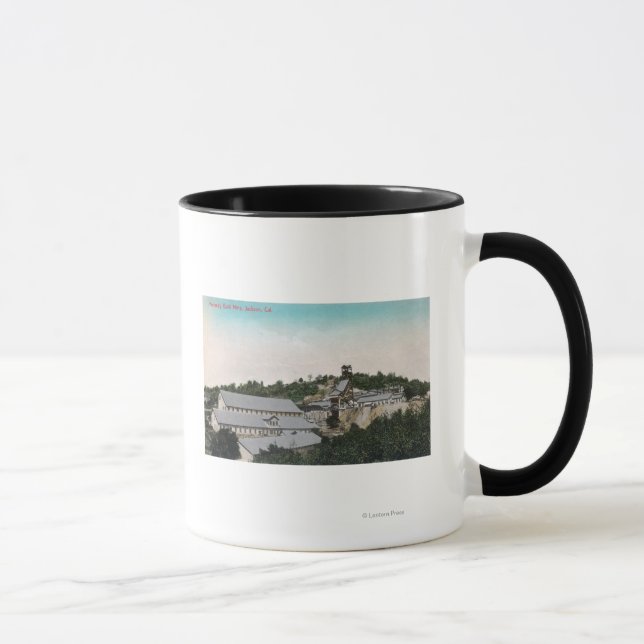 Taza Vista exterior de Kennedy Gold MineJackson, CA (Derecha)