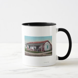 Taza Vista exterior de un Adobe viejo HomeVentura, CA