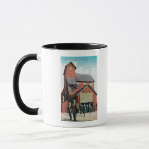 Taza Vista exterior de una mina, salida de los