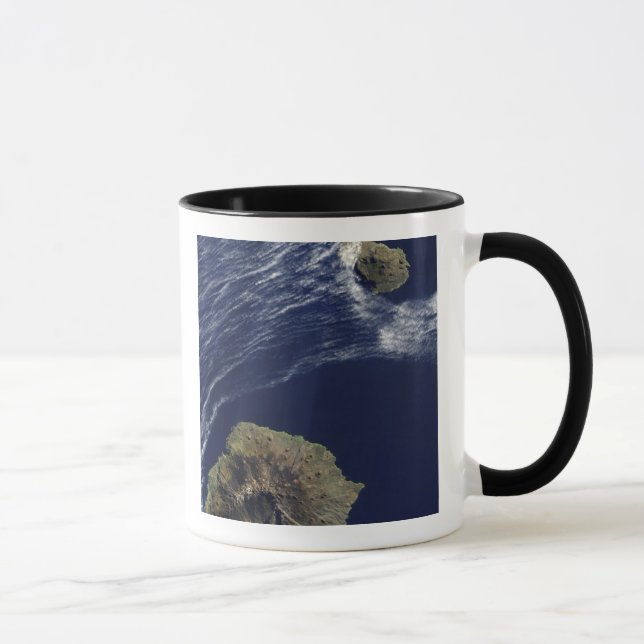 Taza Vista por satélite de las Islas del Príncipe Eduar (Derecha)