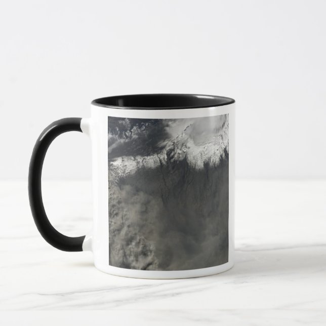 Taza Vista por satélite de una columna de cenizas 4 (Izquierda)