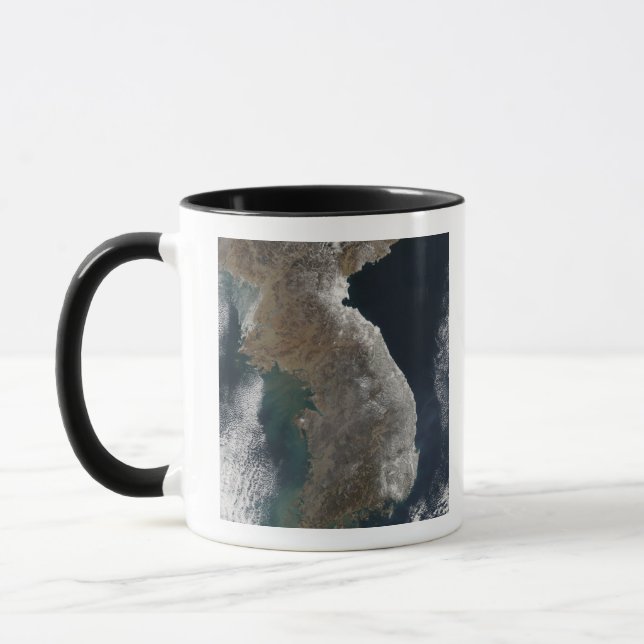 Taza Vista satelital de la nevada (Izquierda)