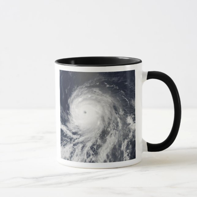 Taza Vista satelital del huracán Celia (Derecha)