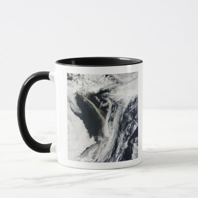 Taza ½ volcán kull de IslandiaÀÂ ½'s EyjafjallajPárÂ (Izquierda)