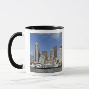 Taza WA, Seattle, horizonte de Seattle con ferry
