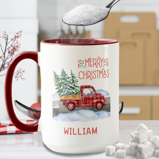Taza Watercolor Plaid Red Truck Nieve Feliz Navidad (Merry Christmas red accent coffee mug with red and black buffalo plaid truck and personalized name)
