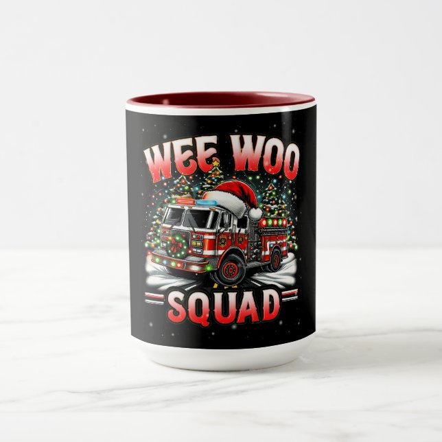 Taza WEE WOO Squad Christmas Design with Fire Truck  (Centro)