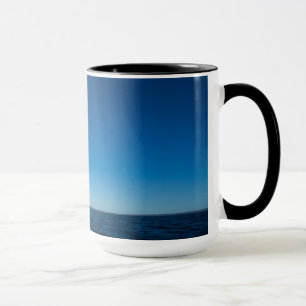 Taza Yate que navega sur de Australia del