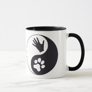 Taza Yin y Yang con mano y pata