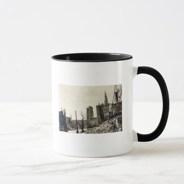 Taza Ypres de Rue de Ville, junio de 1915 (Derecha)