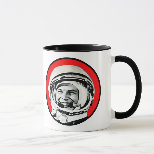 Taza Yuri Gagarin - héroe y cosmonauta soviéticos (Derecha)