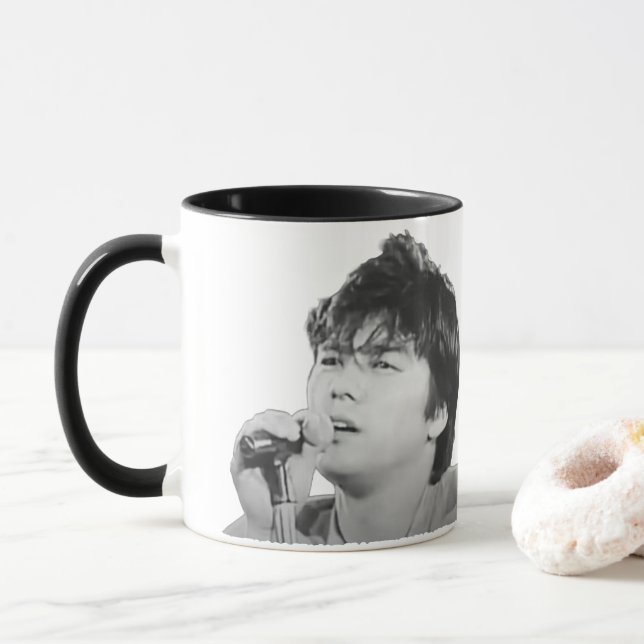 Taza Yutaka Ozaki Aniversario de su 60 aniversario (Con donut)