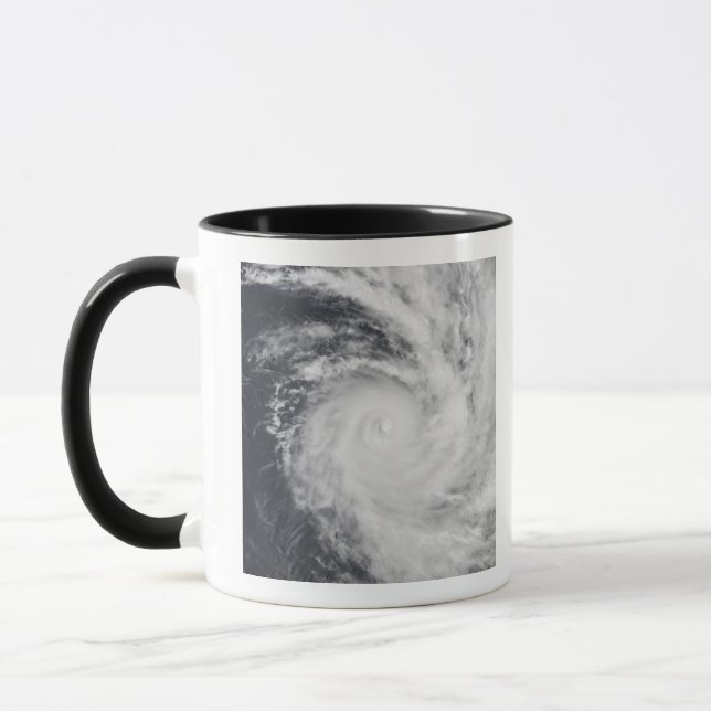 Taza Zoe de ciclones en el Océano Pacífico Sur (Izquierda)