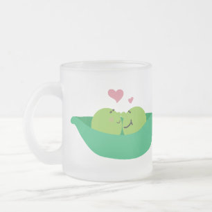 Taza zurda de los amores de la vaina de guisante