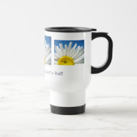 Tazas de café de margaritas blancas Cielo azul ¡La