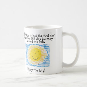 Tazas de café del CUMPLEAÑOS, viaje 365 alrededor