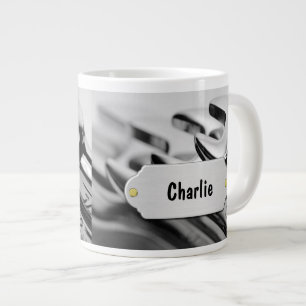 Tazas de café enormes del mecánico