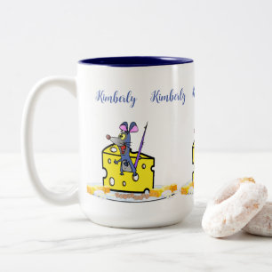 Tazas de café y té, queso de ratón