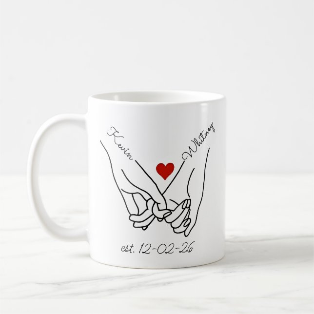 Tazas de nombres de pareja con manos entrelazadas  (Izquierda)
