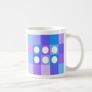 Tazas de té inglesas de cuadraditos y círculos