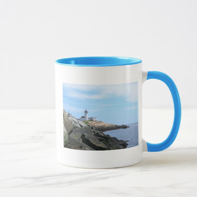 Tazas del este del faro del punto - 2 (Derecha)