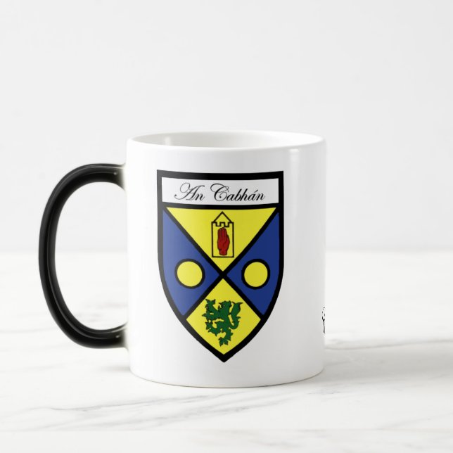 Tazas del mapa y del escudo de Cavan del condado (Izquierda)