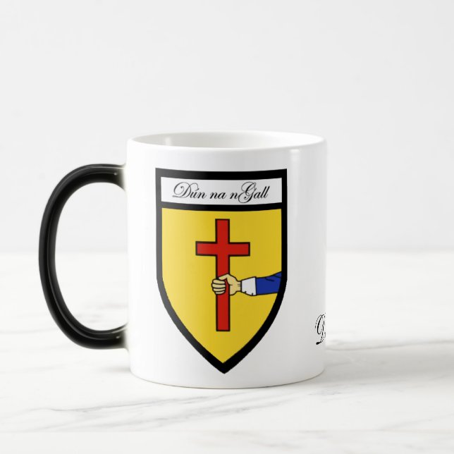 Tazas del mapa y del escudo de Donegal del condado (Izquierda)